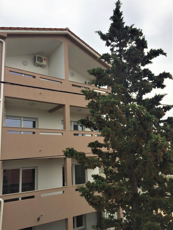 Apartmani Orhideja Rab Town Kültér fotó