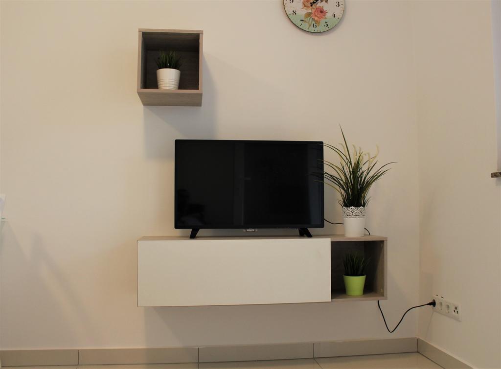 Apartmani Orhideja Rab Town Kültér fotó