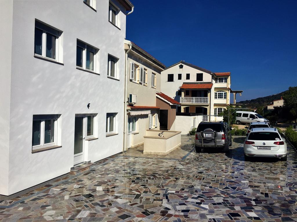 Apartmani Orhideja Rab Town Szoba fotó